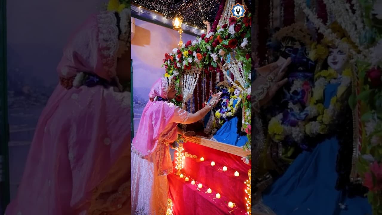 मंगला सेवा में लाड लड़ाते हुए ठाकुर जी का भोग एवं सेवा #ashtyam